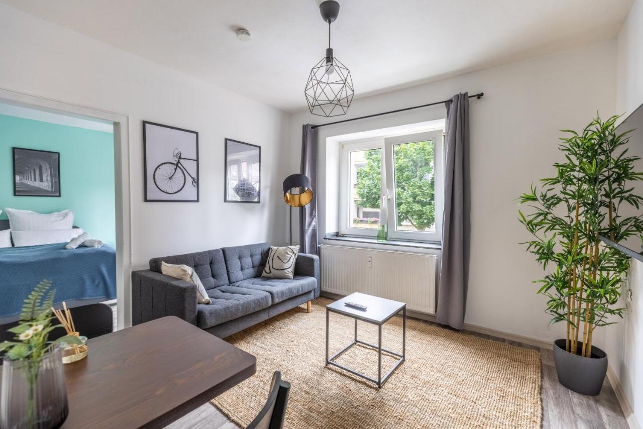 Perfekt Fuer 2! Wifi/ Netflix Appartement Duisburg Buitenkant foto